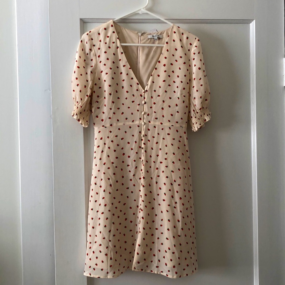 Madewell silk clover button front dress strawberries